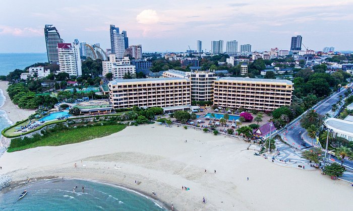 Dusit Thani Pattaya FI