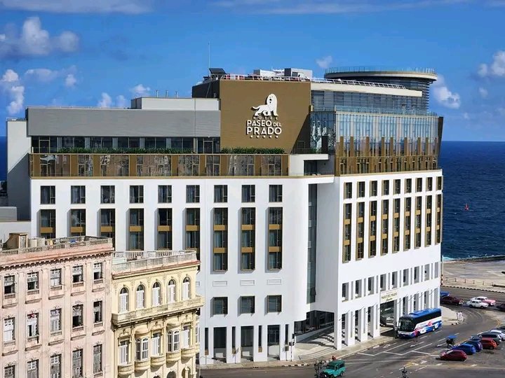 Hotel Paseo Del Prado FI