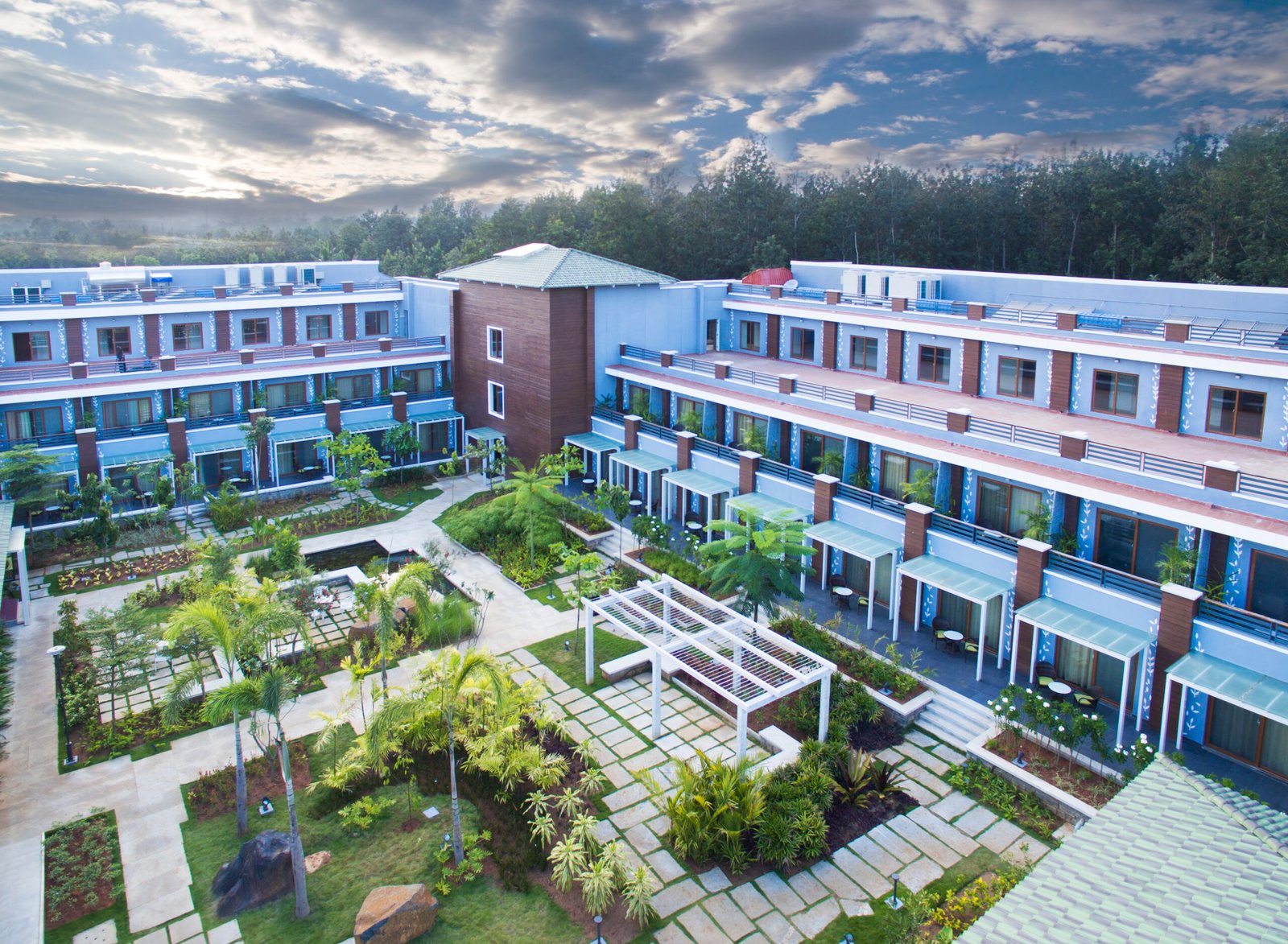 Purple Palms Resort FI