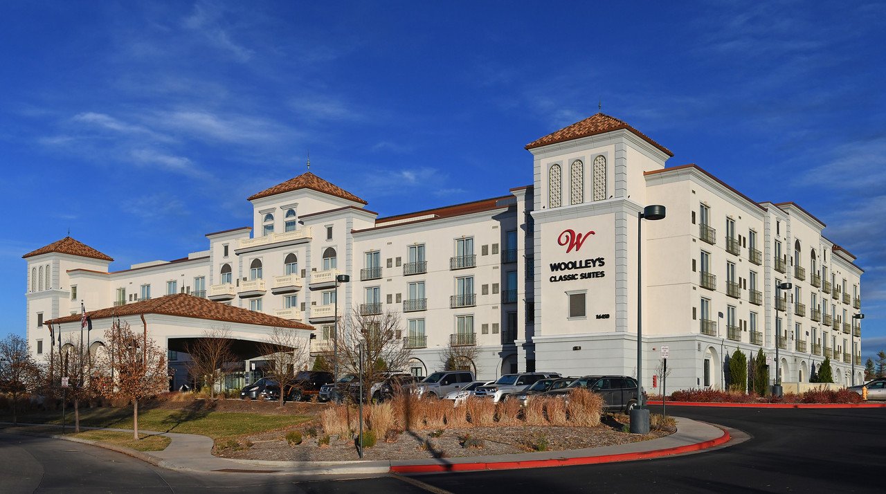 Woolley's Classic Suites FI