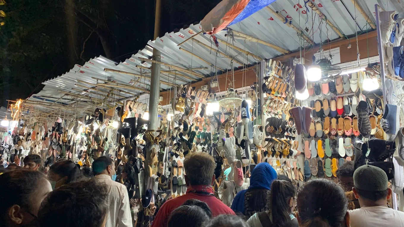 linking road market